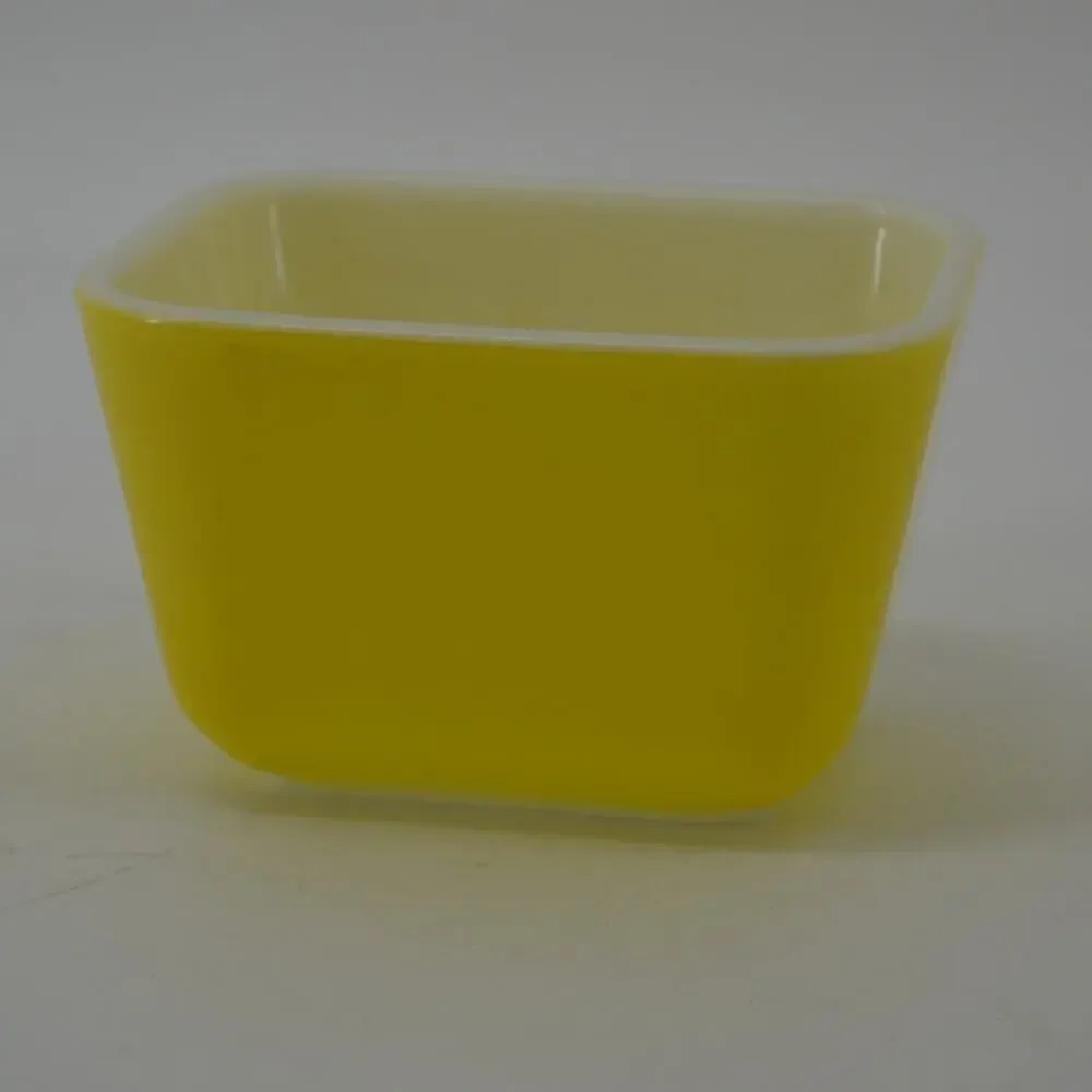 Vintage PYREX Refrigerator Dish Yellow 501 B Fridgie Cottage